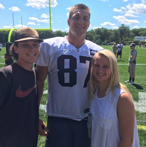 Meet your Posher, Alex - Picture 1 of 1